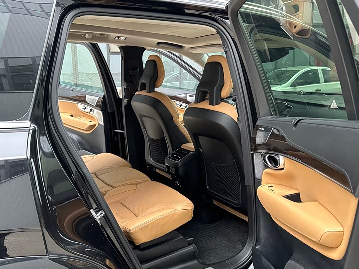 Volvo XC90 2015 T 6 7 — фото 18