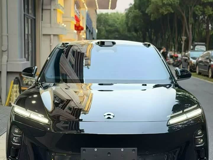 NIO ET 5 T 2024 75k Wh Touring — фото 11