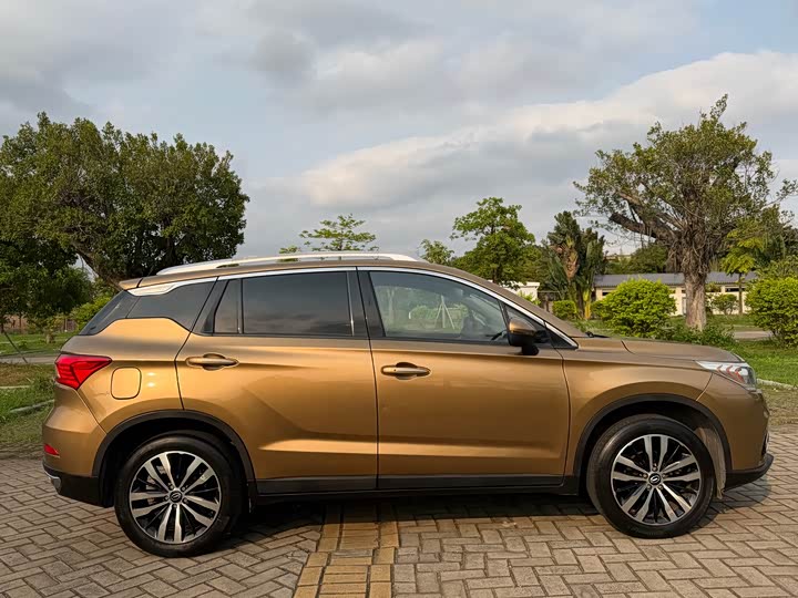 Trumpchi GS4 2015 200 T G-DCT — фото 27