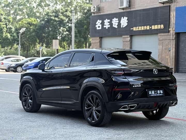 Changan UNI-T 2020 1.5 T Premium — фото 18