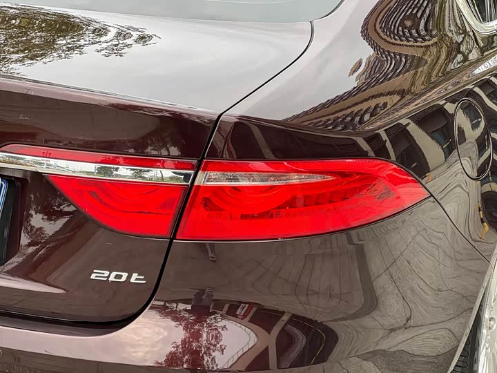Jaguar XFL 2018 XFL 2.0 T 200 PS — фото 20