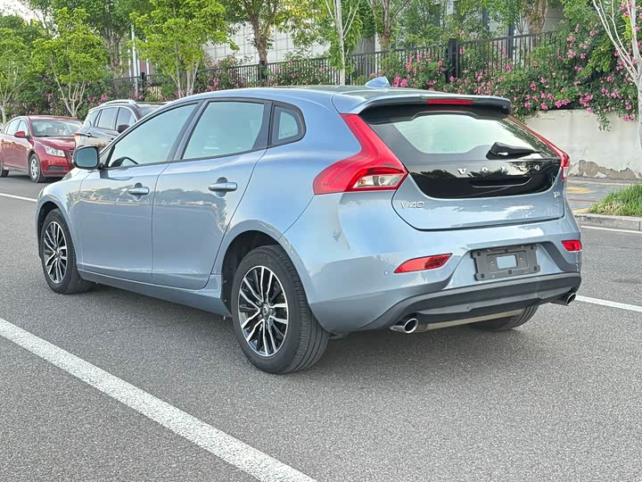 Volvo V 40 2019 T 3 — фото 6