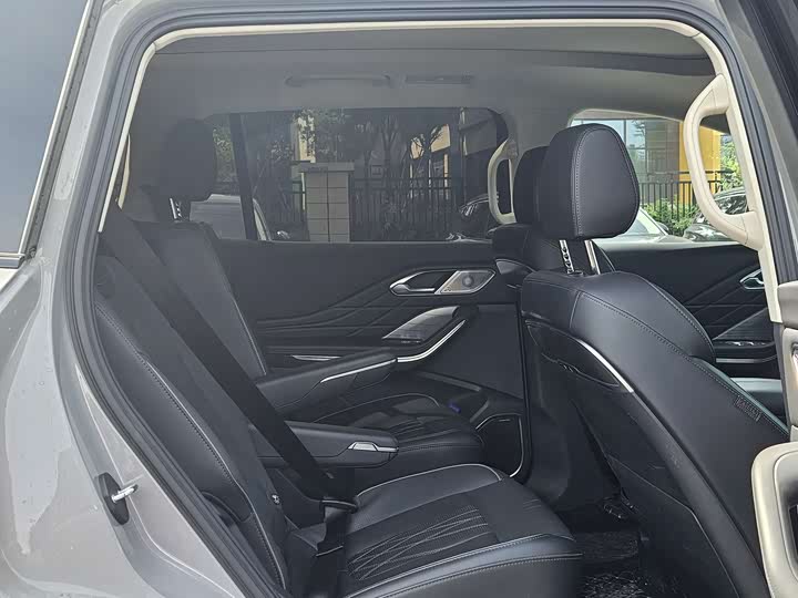 Hongqi HS7 PHEV 2024 2.0 T PHEV 4 WD 6 — фото 16