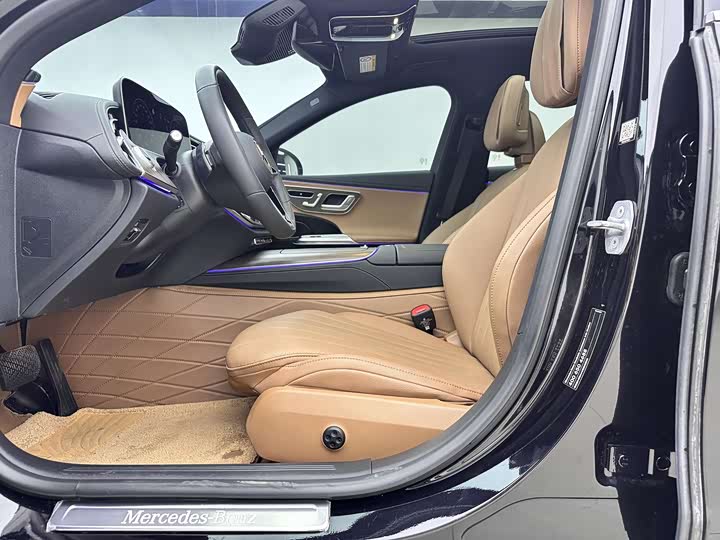 Mercedes-Benz E-Class 2024 E 300 L — фото 4