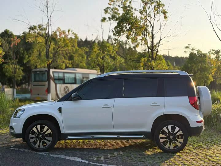 Skoda Yeti — фото 5