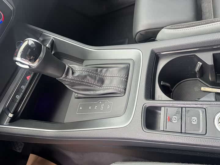 Audi Q3 Sportback 2020 40 TFSI — фото 13