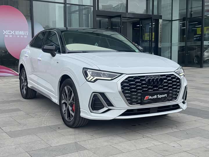 Audi Q3 Sportback 2020 40 TFSI — фото 3