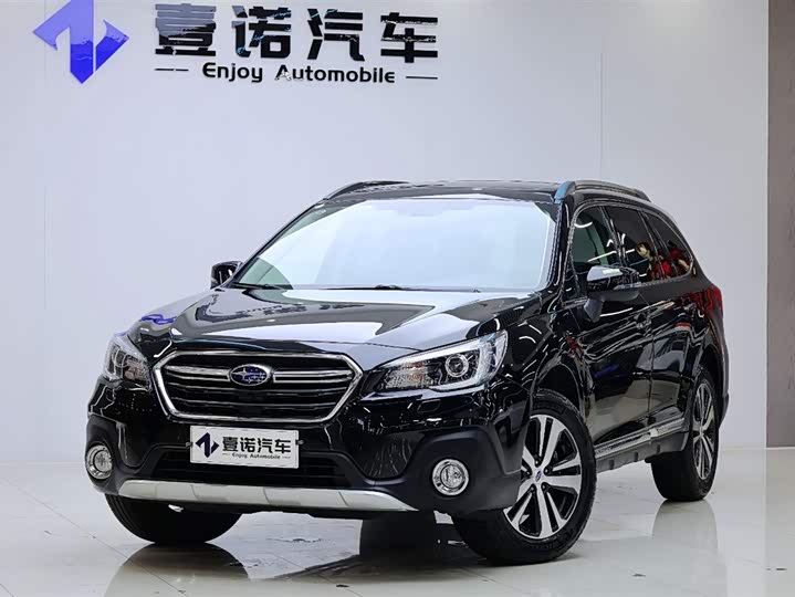 Subaru Outback — фото 9