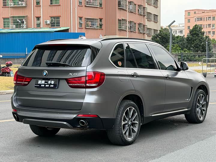 BMW X5 2017 x Drive 35i Leading — фото 9