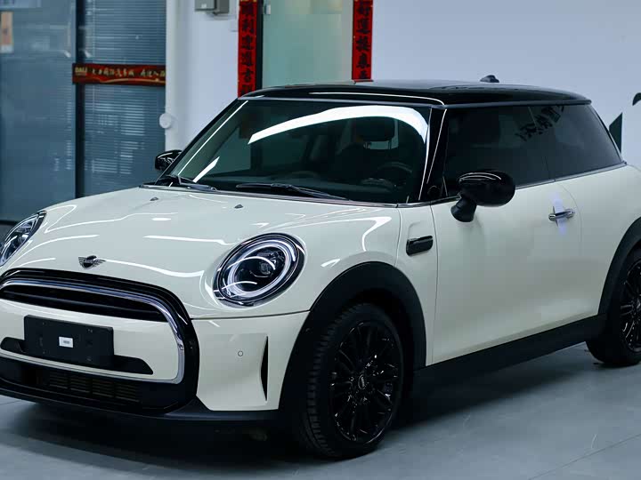 MINI Hatch — фото 1