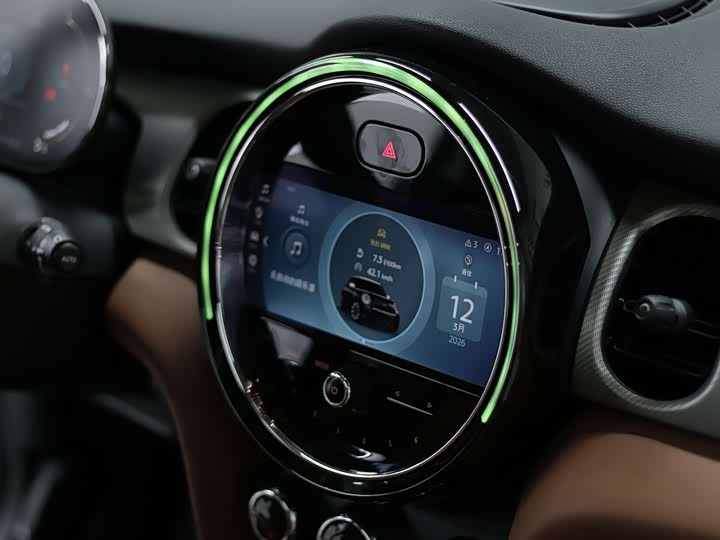 MINI Hatch — фото 15