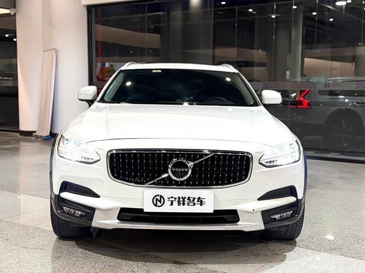 Volvo V90 2017 Cross Country T 5 AWD — фото 2