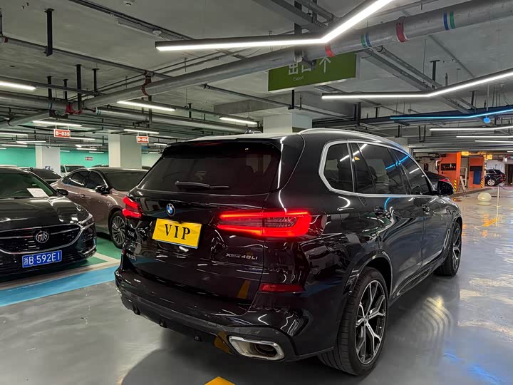 BMW X5 2022 x Drive 40 Li M — фото 12