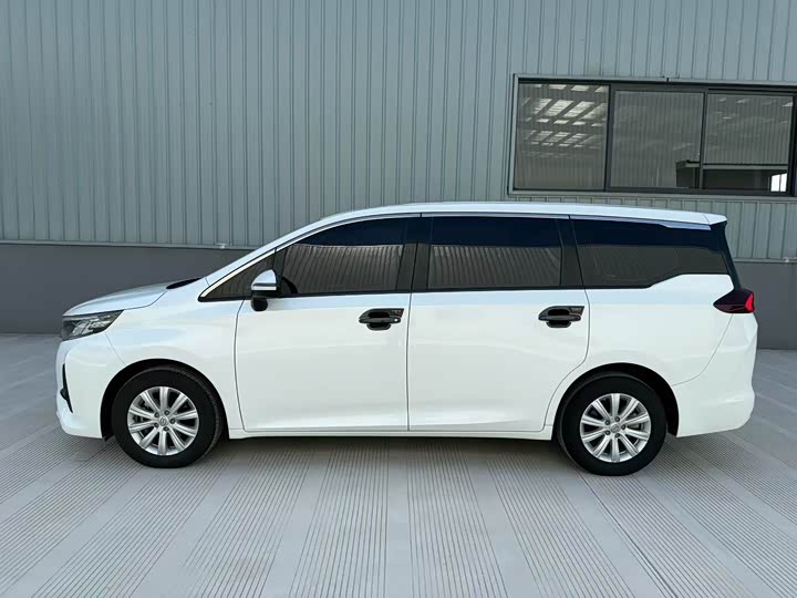 Trumpchi M6 2021 270 T DCT ( ) — фото 3