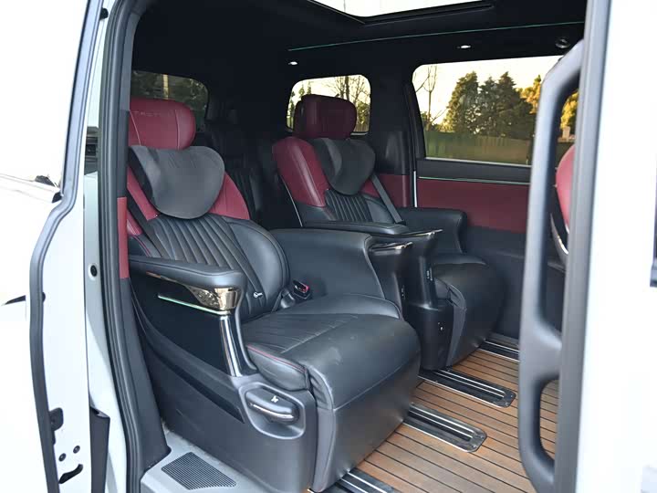 Trumpchi M8 2024 400 T — фото 18