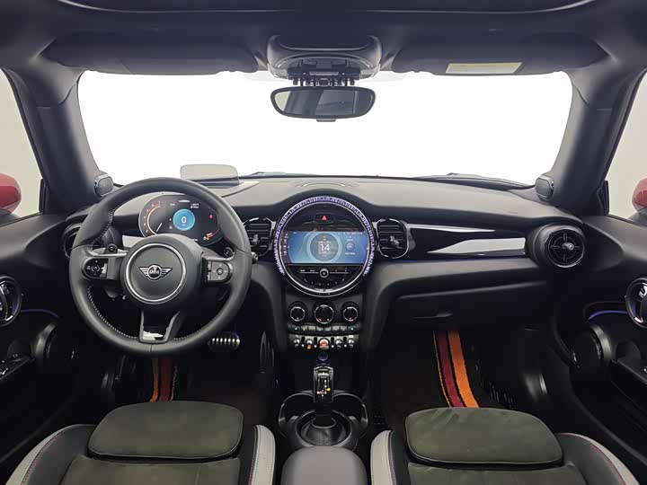 MINI Hatch — фото 16