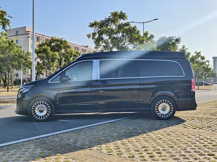 Mercedes-Benz V-Class — фото 3