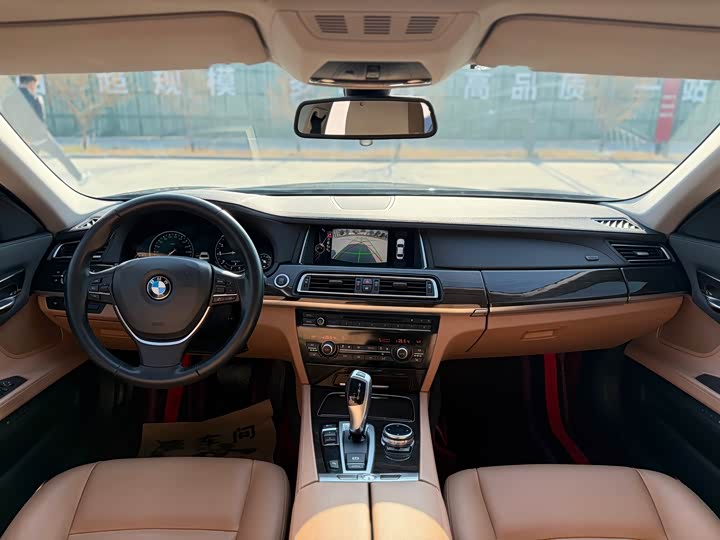 BMW 7-Series 2014 730 Li — фото 28