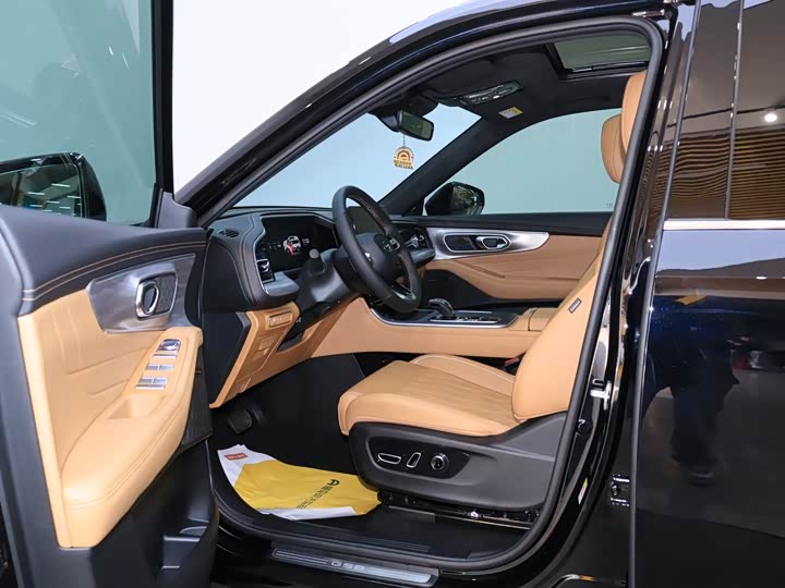 Trumpchi GS8 2025 2.0 TGDI 2 WD 5 — фото 14