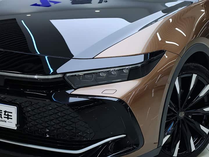 Toyota Sport 2023 2.4 T Sport Cross HEV 4 WD — фото 9