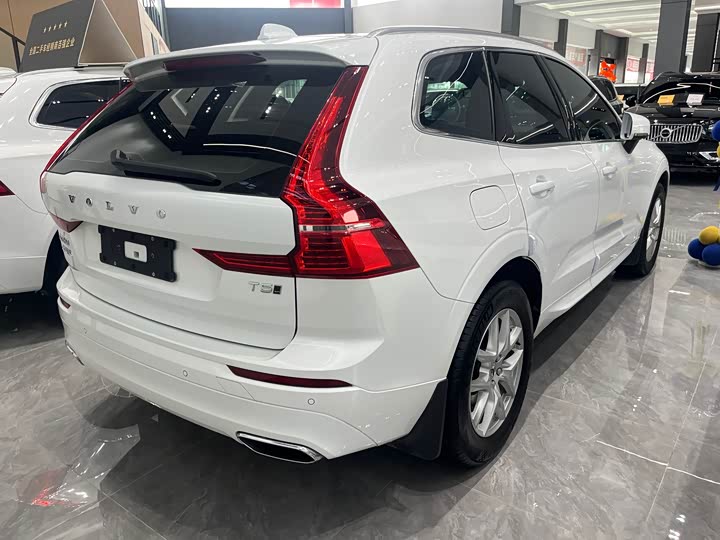 Volvo XC60 2019 T 5 4 WD VI — фото 9