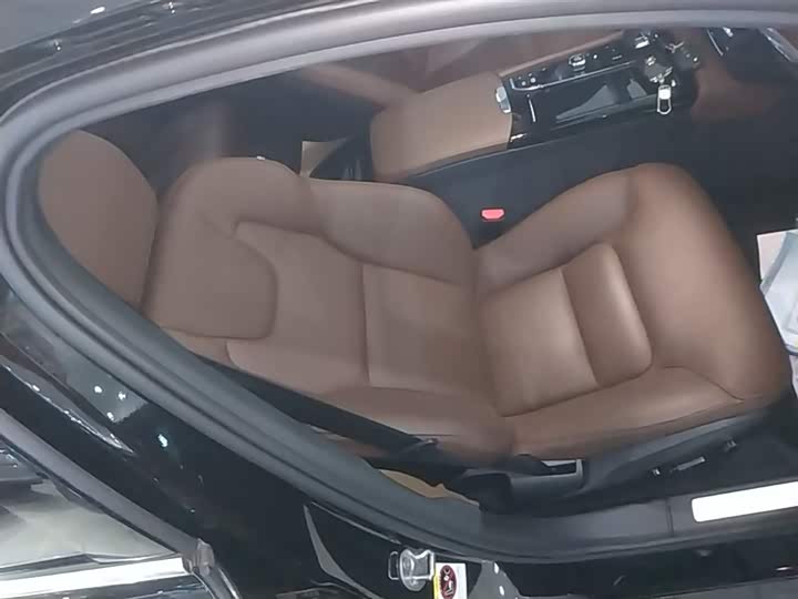 Volvo S90 Hybrid 2023 T 8 4 WD — фото 25