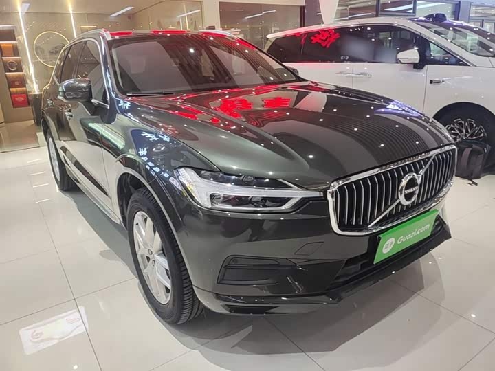 Volvo XC60 2019 T 5 4 WD VI — фото 4