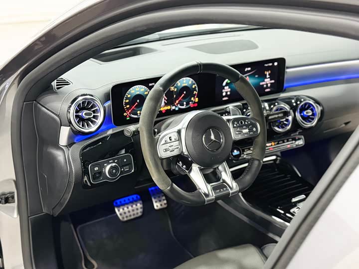 Mercedes-Benz A-Class AMG 2020 AMG A 45 4 MATIC+ — фото 5