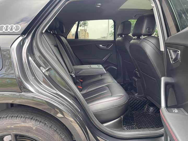 Audi Q2L 2022 35 TFSI — фото 15