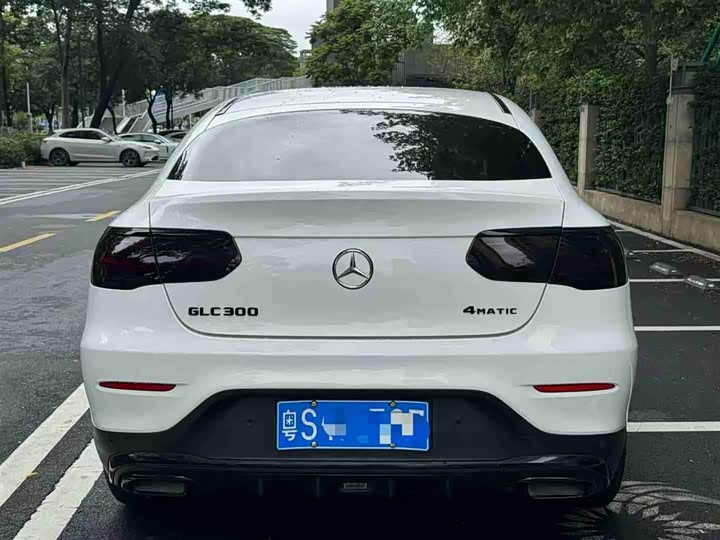 Mercedes-Benz GLC 2020 GLC 260 4 MATIC SUV — фото 5