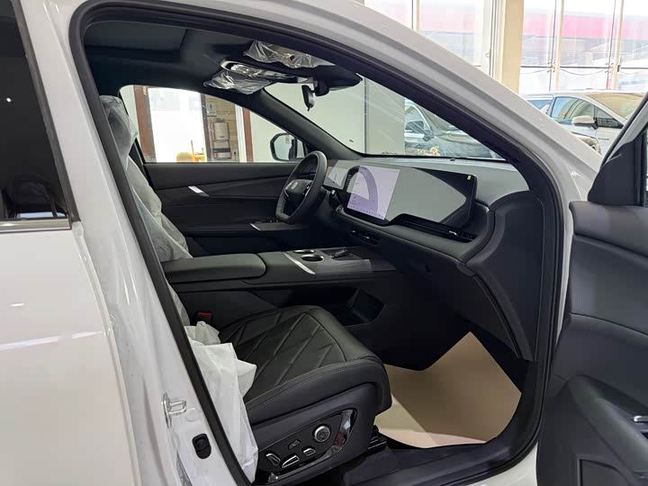 Changan CS75 PLUS 2025 1.5 T — фото 8