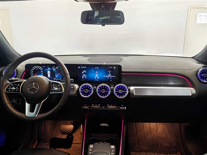 Mercedes-Benz GLB 2023 GLB 220 — фото 11