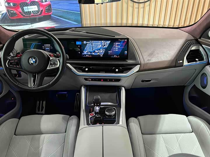 BMW XM 2023 Base — фото 7