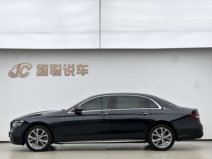 Mercedes-Benz E-Class 2023 E 300 L Luxury — фото 2