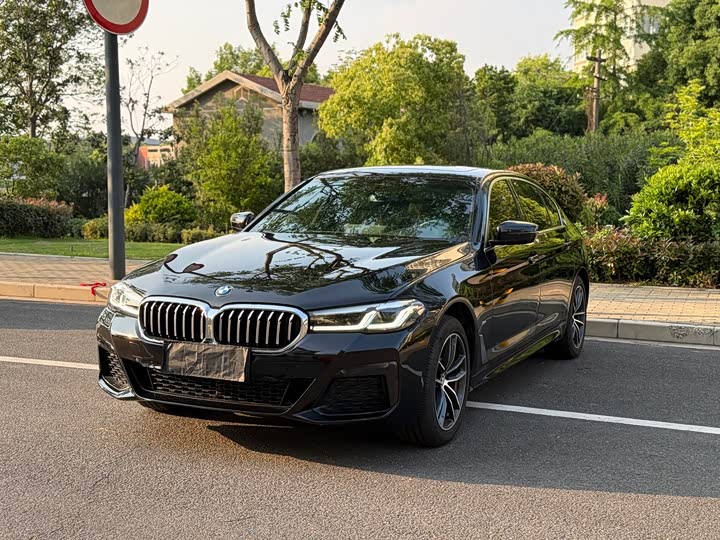BMW 5-Series 2022 525 Li