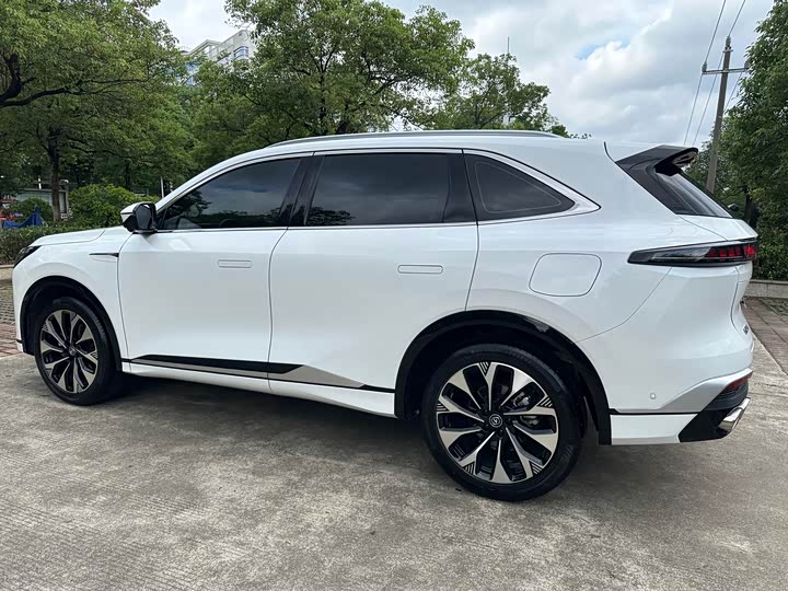 Changan CS75 PLUS 2025 UItra 2.0 T — фото 13
