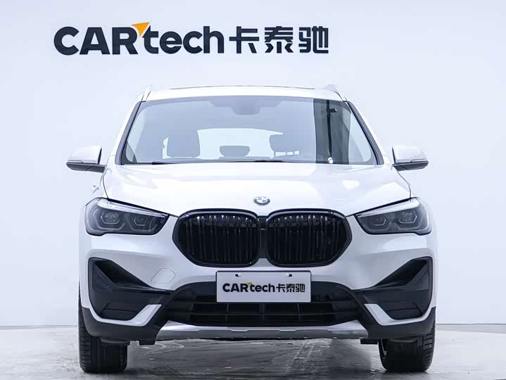 BMW X1 2020 s Drive 20 Li — фото 4