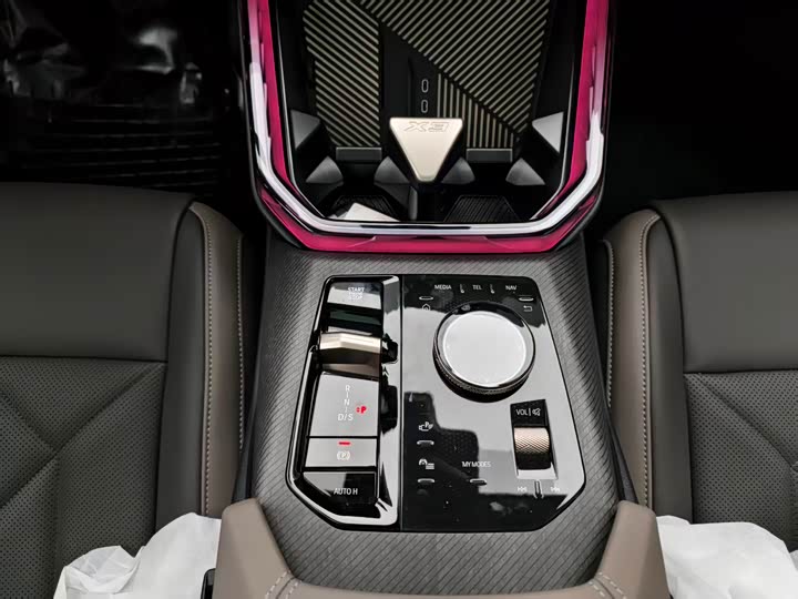 BMW X3 2026 x Drive 30 L Leading M — фото 16