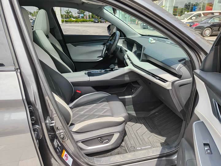 Changan CS75 PLUS 2023 1.5 T ATLuxury — фото 10