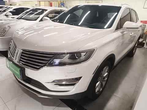 Lincoln MKC 2018 2.0 T 4 WD — фото 26