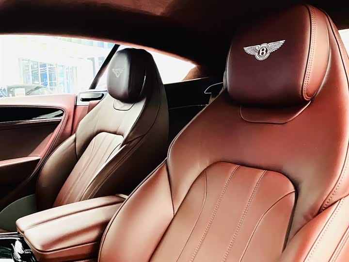 Bentley Continental GT — фото 18