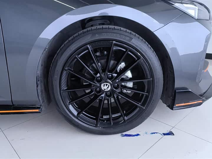 Changan UNI-V 2022 1.5 T — фото 6