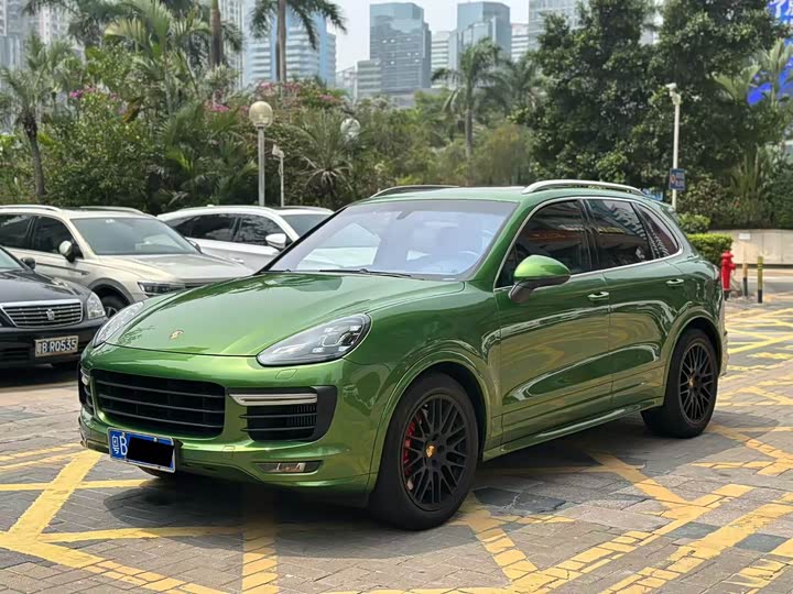 Porsche Cayenne 2015 Cayenne GTS 3.6 T — фото 1