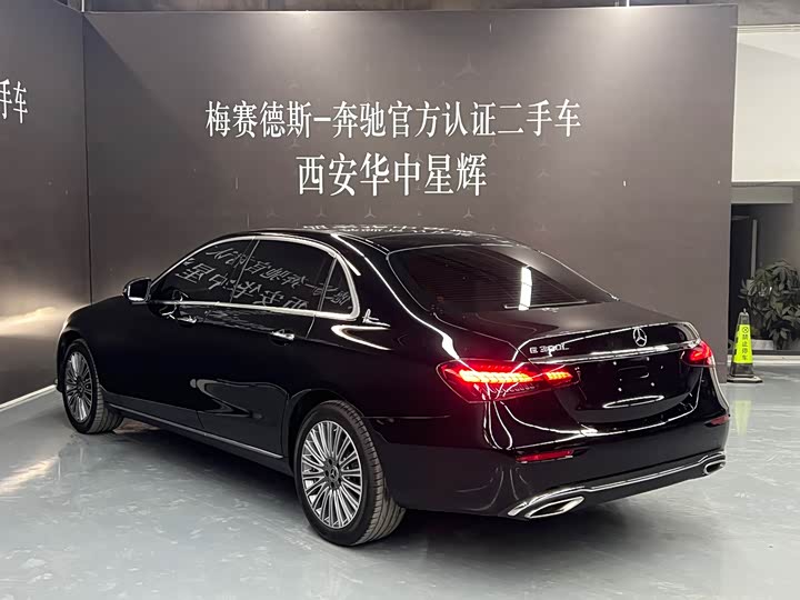 Mercedes-Benz E-Class 2023 E 300 L Luxury — фото 6