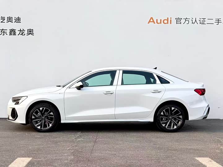 Audi A3 2026 A 3 L Limousine 35 TFSI — фото 3