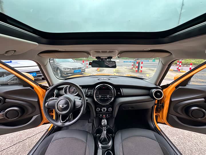 MINI Hatch — фото 12