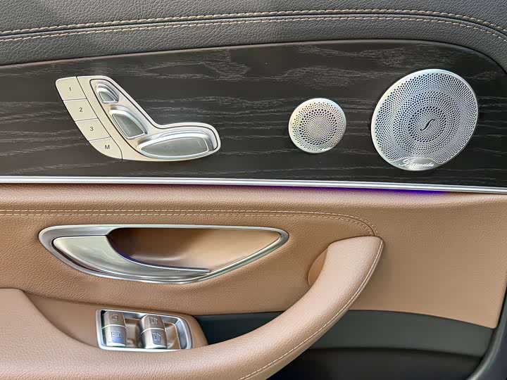 Mercedes-Benz E-Class 2021 E 300 L Premium — фото 20