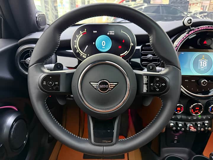 MINI Hatch — фото 10