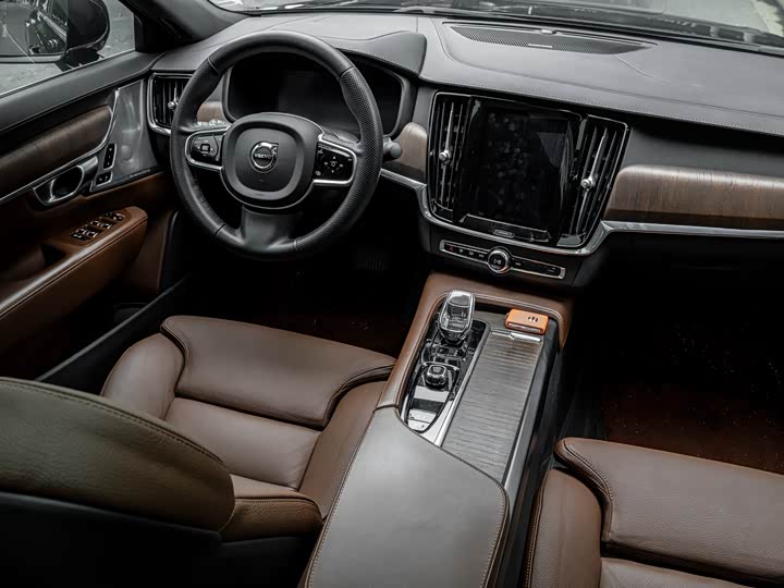 Volvo S90 2023 B 5 — фото 13
