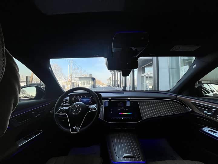 Mercedes-Benz E-Class 2024 E 300 L — фото 22
